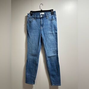 Abercrombie & Fitch Women's Denim Straight Leg Jeans